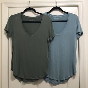Abercrombie Set of 2 Drapey V Neck Soft T-shirts